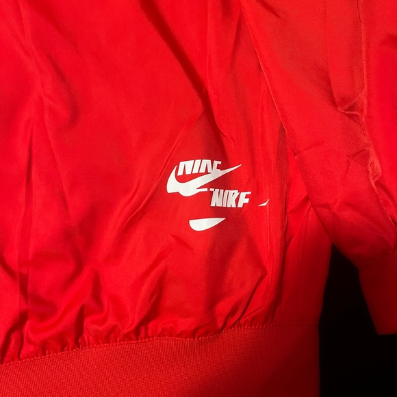 Nike jacket - Picture 5 of 10